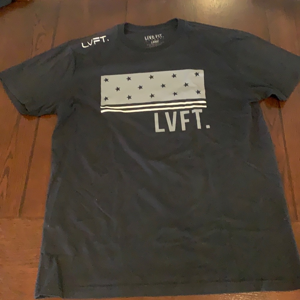 LIVE FIT. Tshirt